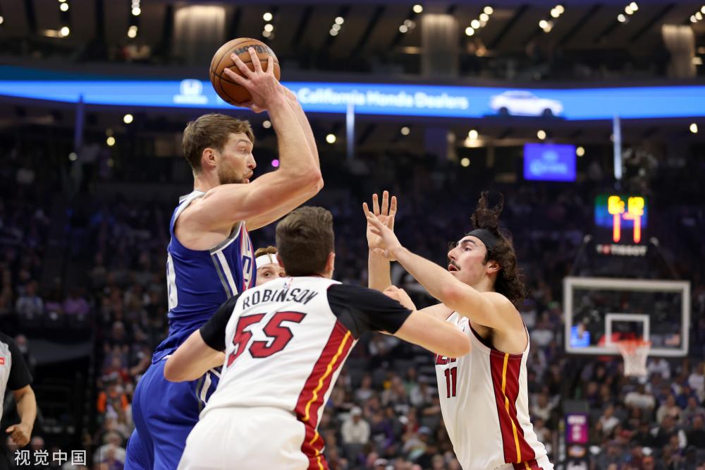 她的表现都 她的表现都